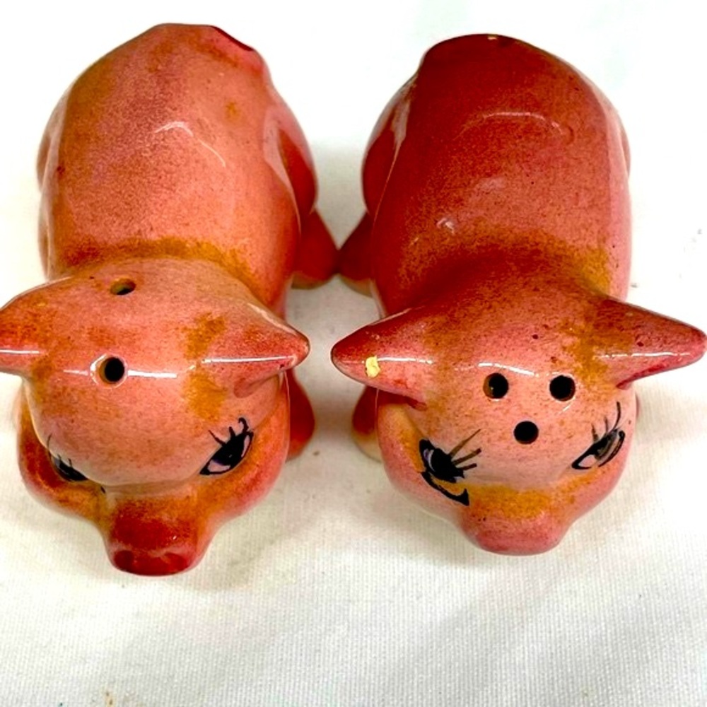 Vintage ceramic pig salt and pepper shakers sz 2.5x1.5